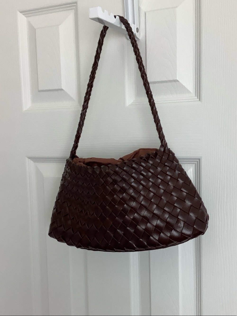Woven Shoulder Bag in Dark Brown